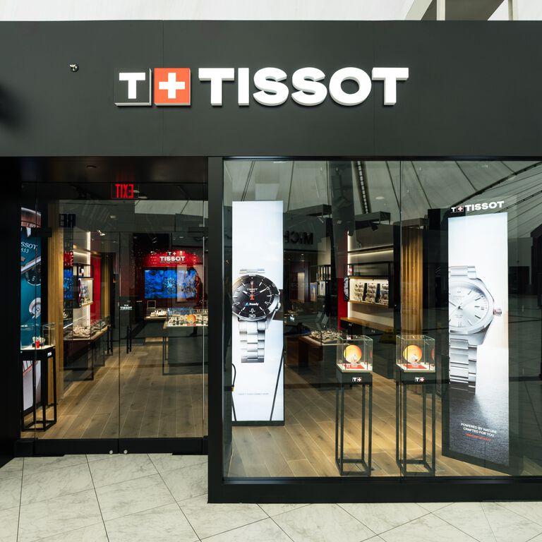 Front of the boutique