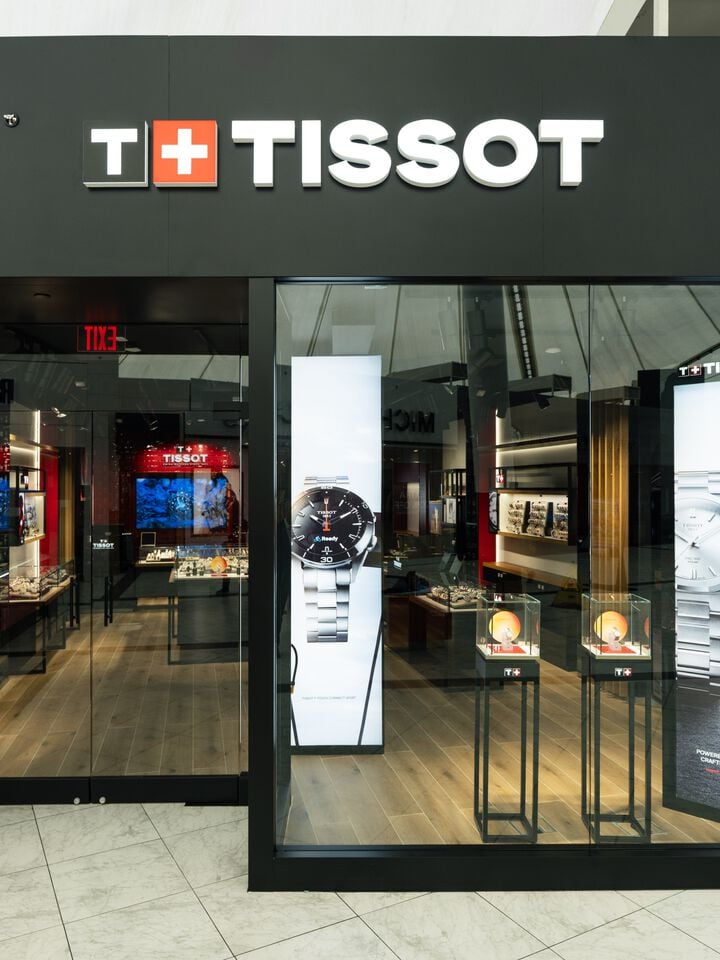 Front of the boutique