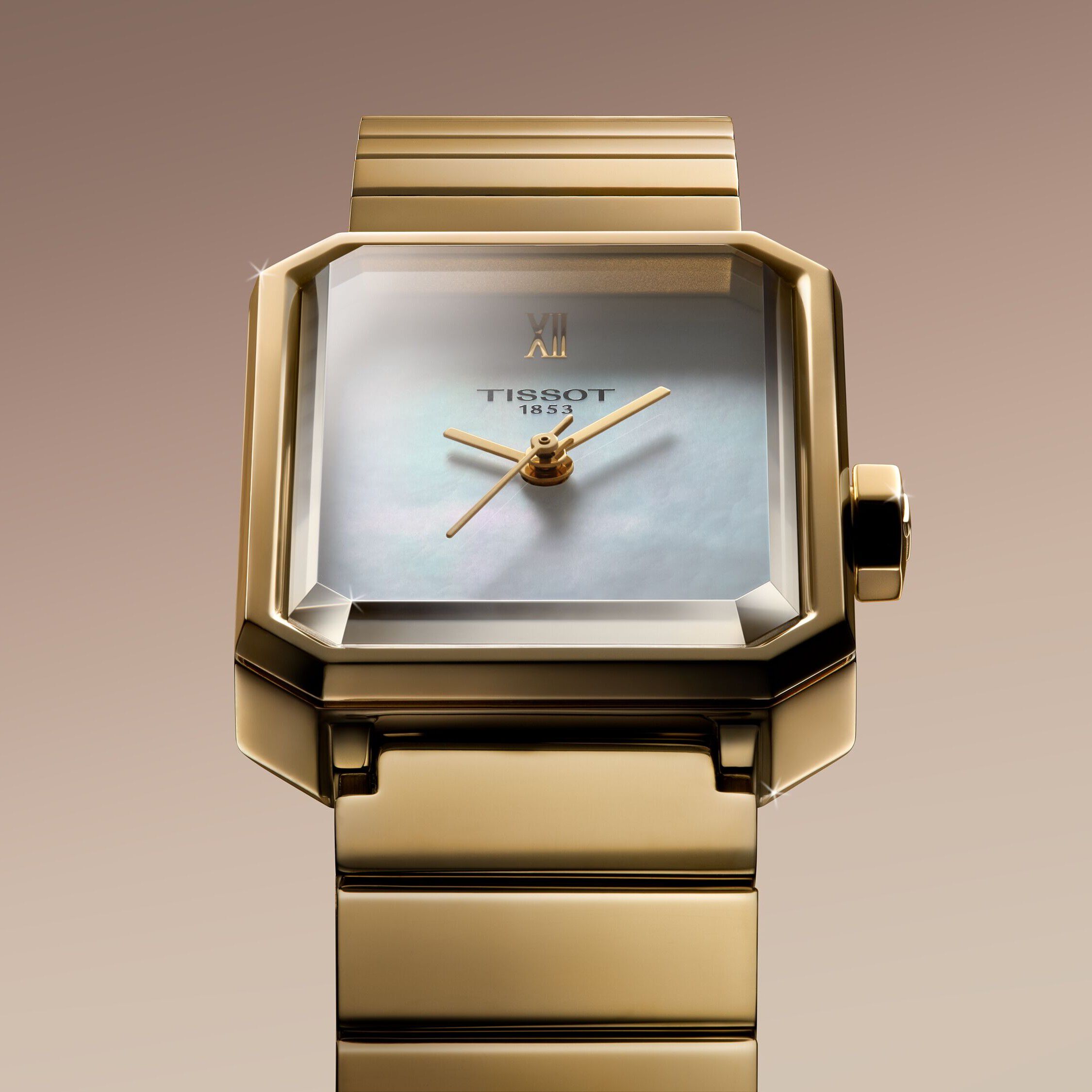 SRV full yellow gold PVD and a white mother-of-pearl dial