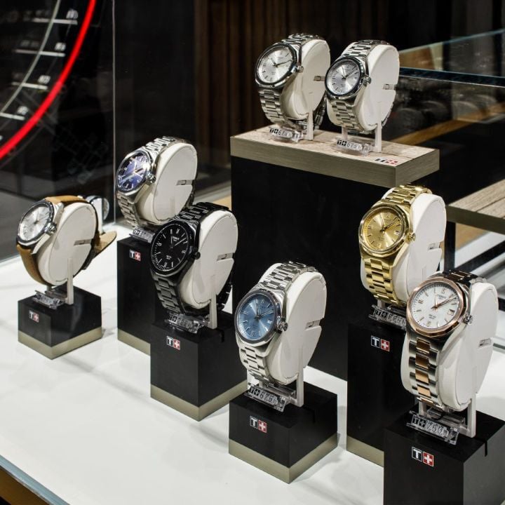 Picture of the watches presented inside the store