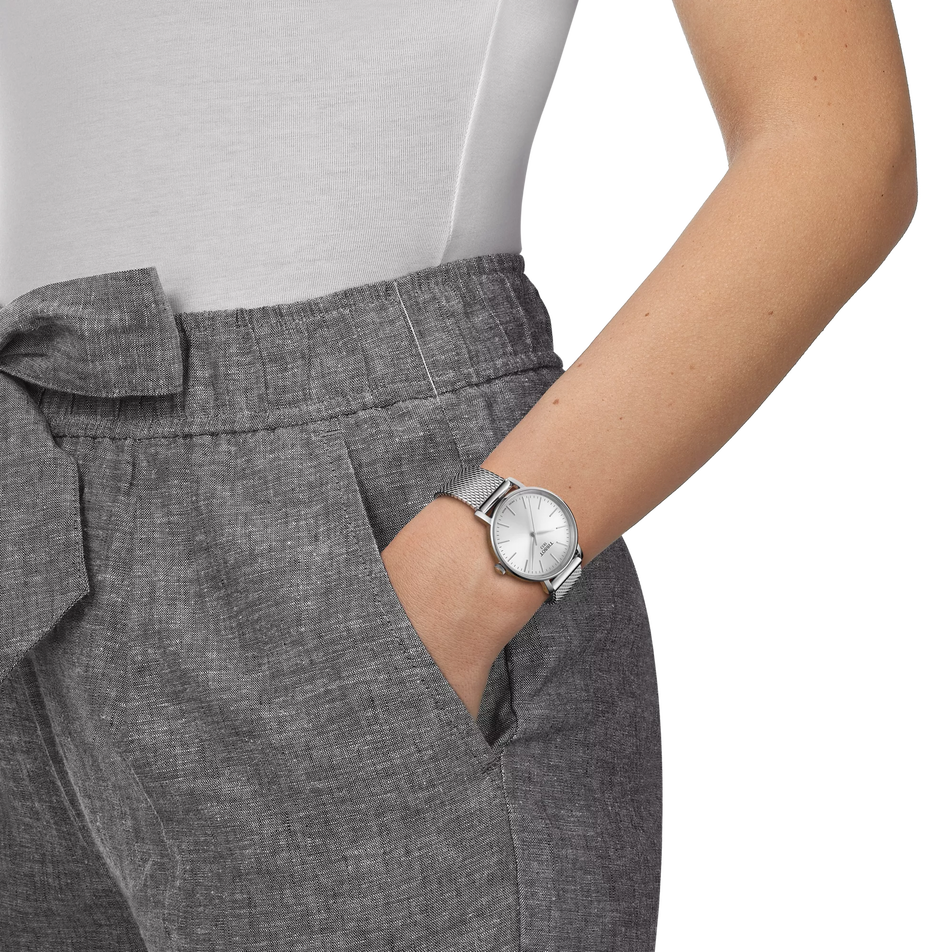 Simulation of the watch Tissot Everytime 34mm on a wrist