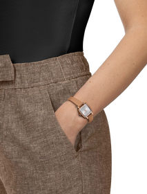 การจำลองนาฬิกา Tissot Lovely Summer set บนข้อมือ