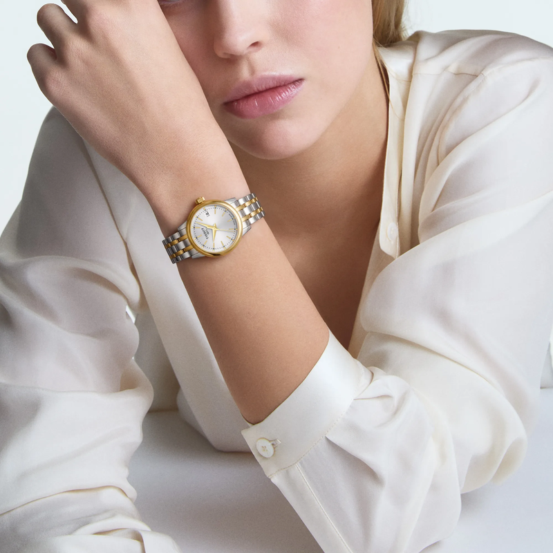 Simulation of the watch Tissot Classic Dream 28mm on a wrist