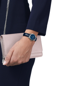 Simulation of the watch Tissot Le Locle 29mm on a wrist