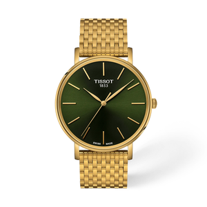 Vista frontal del reloj Tissot Everytime 40mm con sombra