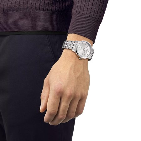 Simulation of the watch Tissot Classic Dream Swissmatic on a wrist