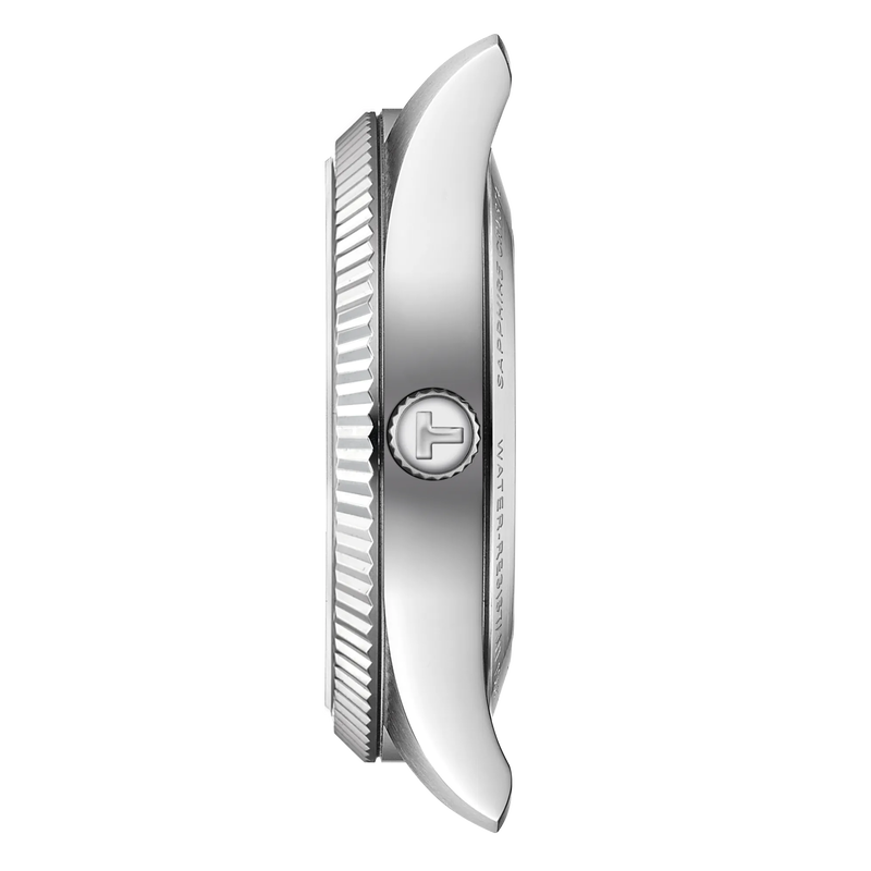 Profile view of the watch case Tissot Ballade 39mm