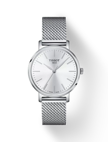 그림자가 있는 티쏘 에브리타임 34mm 시계의 전면 보기