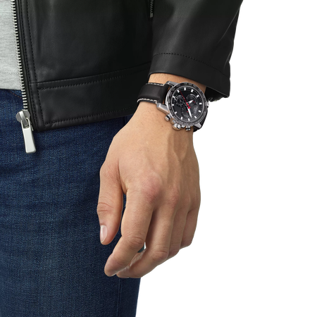 Simulation of the watch Tissot Supersport Chrono 45.5mm on a wrist