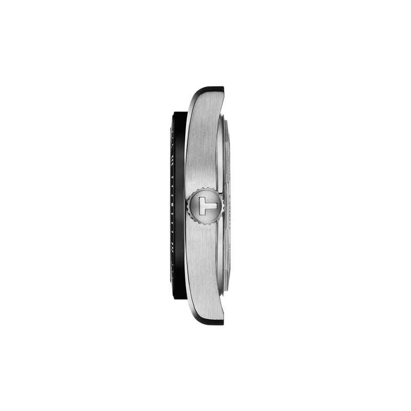 Profile view of the watch case Tissot PR516 38mm