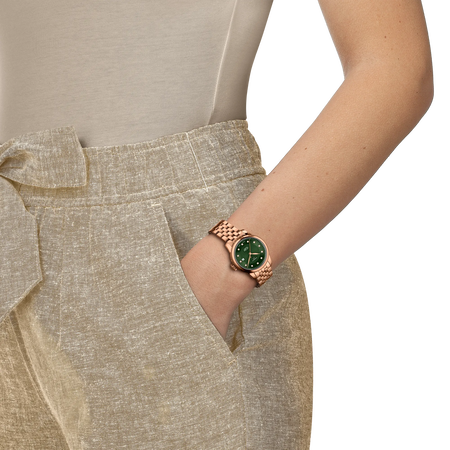 Simulation of the watch Tissot Le Locle 29mm on a wrist