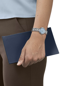 Simulation of the watch Tissot Bellissima 26mm on a wrist