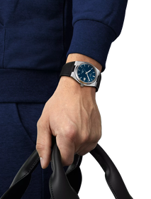 Simulation of the watch Tissot PRX 40mm on a wrist