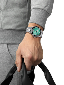 Darstellung der Uhr Tissot Seastar 1000 40mm am Handgelenk