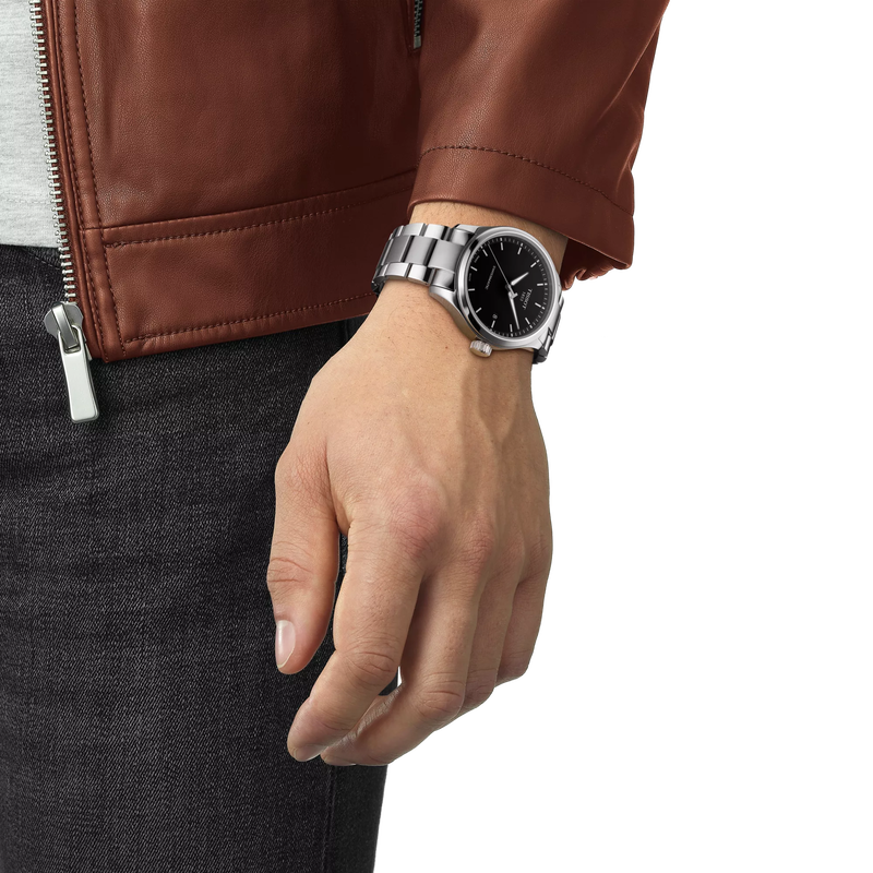 Simulation of the watch Tissot Gent XL Swissmatic on a wrist