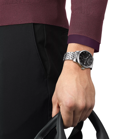 Simulation of the watch Tissot Le Locle Automatique Petite Seconde on a wrist