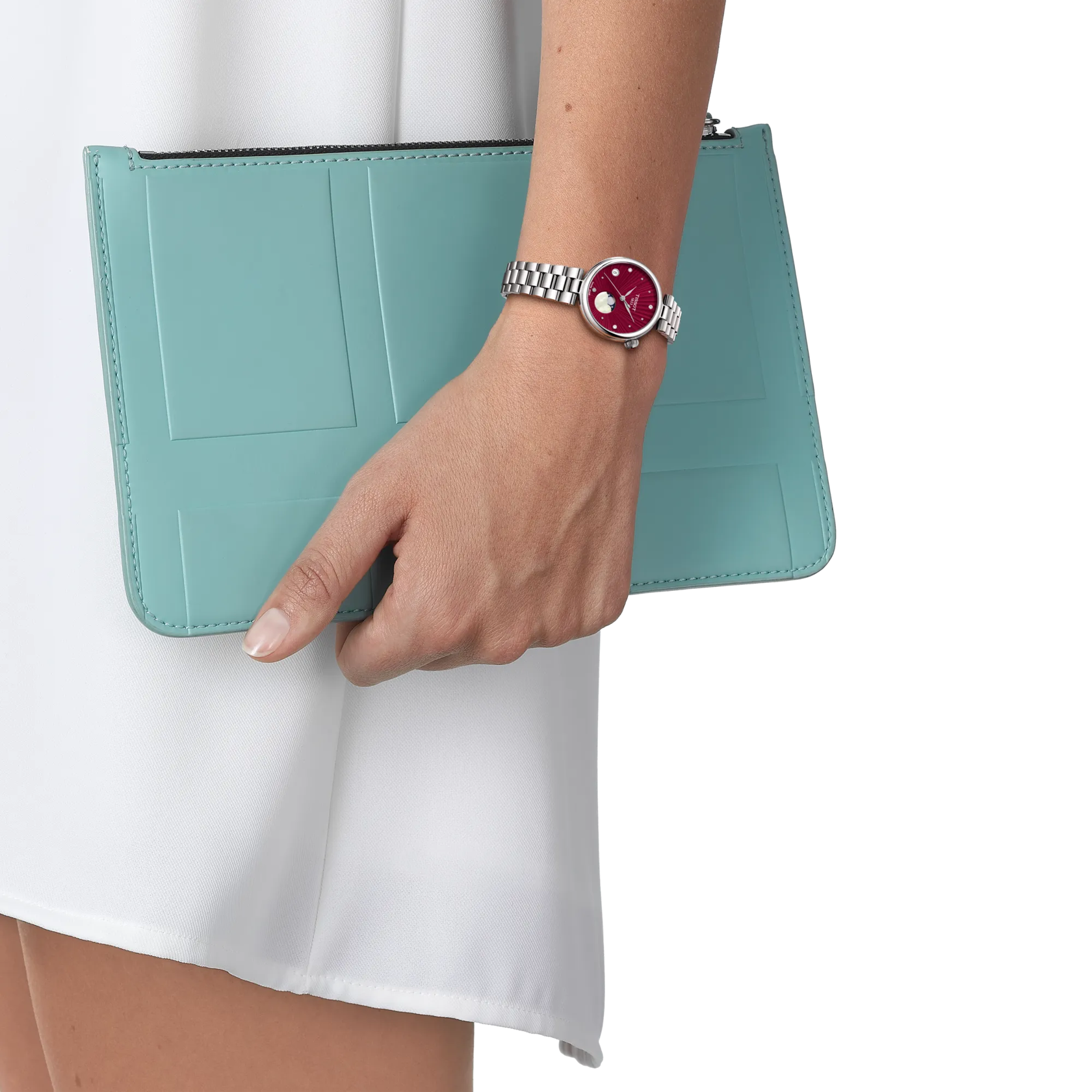 Simulation of the watch Tissot D&eacute;sir 29.6mm on a wrist