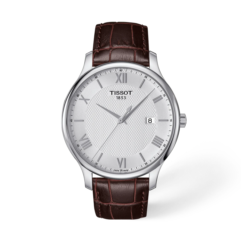 Vue de face de la montre Tissot Tradition 42mm avec ombre