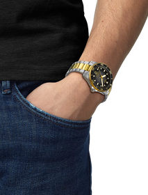 Simulation of the watch Tissot Seastar 1000 40mm on a wrist