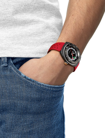 Simulation of the watch Tissot Sideral S 41mm on a wrist