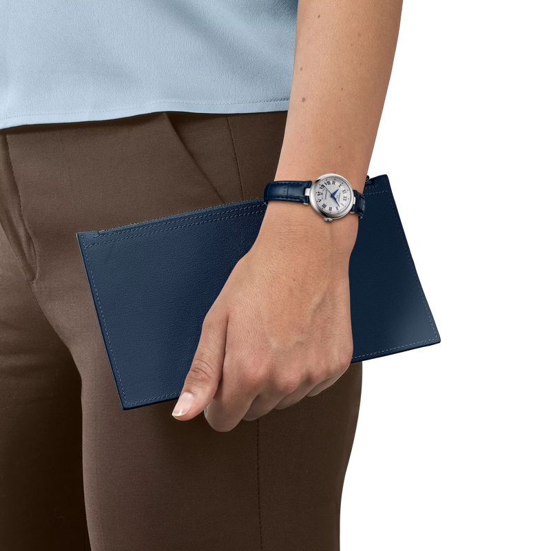 Simulation of the watch Tissot Bellissima 29mm on a wrist