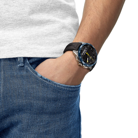 Simulation of the watch Tissot T-Touch Connect Solar Jungfraubahn 47.5mm on a wrist
