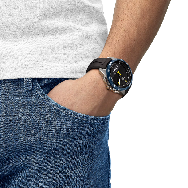 Simulation of the watch Tissot T-Touch Connect Solar Jungfraubahn 47.5mm on a wrist
