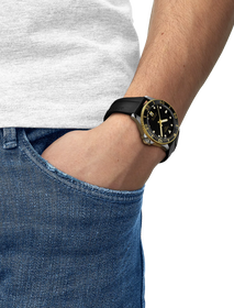 Simulation of the watch Tissot Seastar 1000 40mm on a wrist