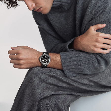 Simulaci&oacute;n del reloj Tissot T-Race 41mm en la mu&ntilde;eca