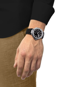 Simulation of the watch Tissot T-Race 41mm on a wrist