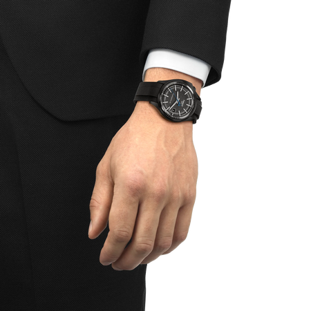 Simulaci&oacute;n del reloj Tissot Pinarello 43mm en una mu&ntilde;eca