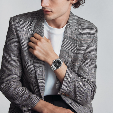 Simulation de la montre Tissot Gentleman 40mm sur un poignet