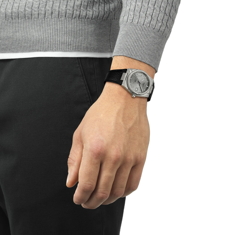 Simulation de la montre Tissot PRX Acier Damas 38mm sur un poignet