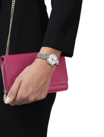 Simulation of the watch Tissot Desir 28mm on a wrist