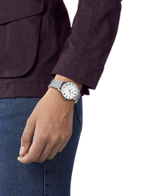 Simulation of the watch Tissot Everytime 34mm on a wrist