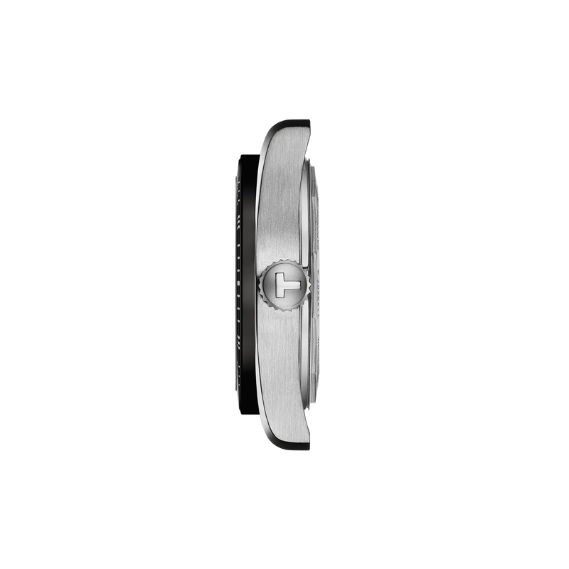 Profile view of the watch case Tissot PR516 38mm