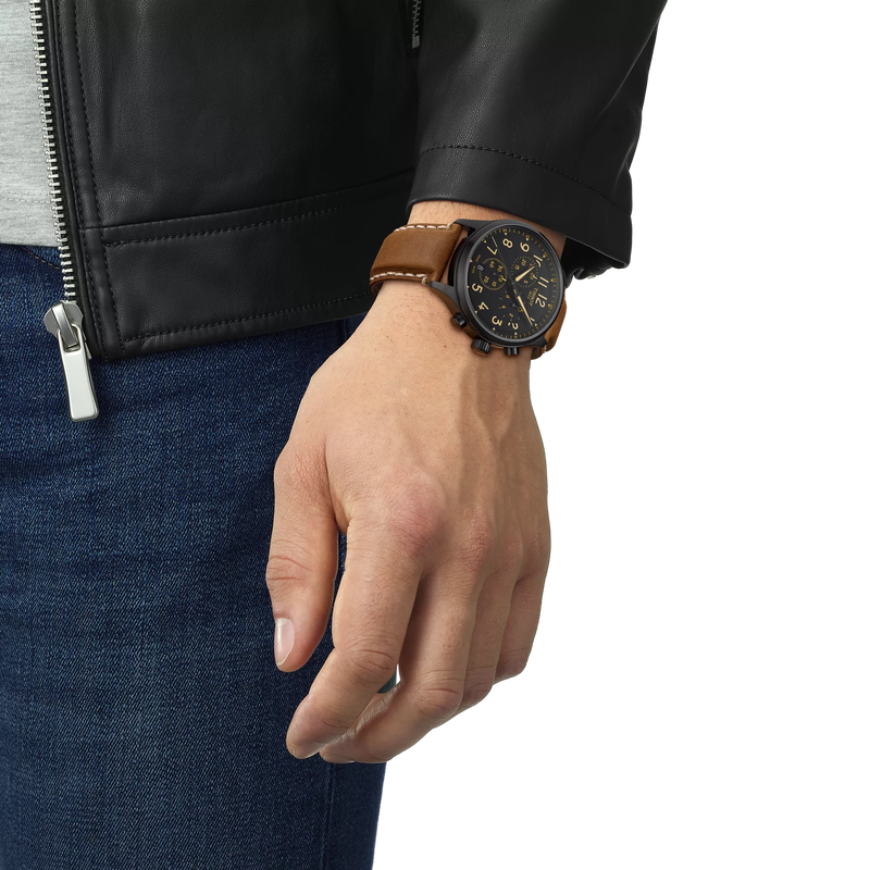 Simulation of the watch Tissot Chrono XL 45mm on a wrist