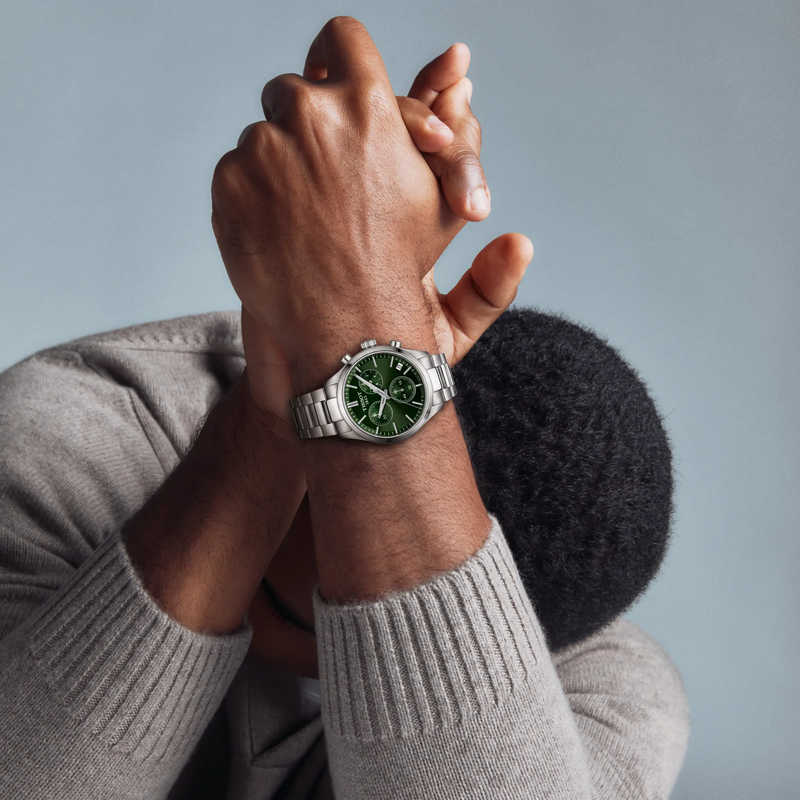 Simulation of the watch Tissot PR 100 40mm on a wrist