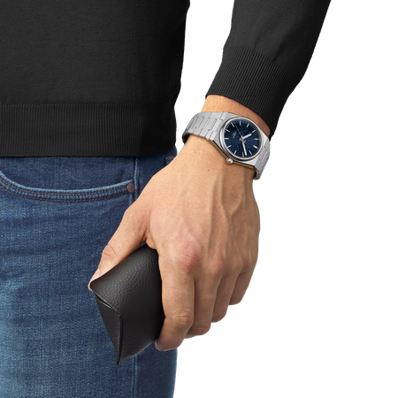 腕時計TISSOT PRX UFO ロボ グレンダイザー 40mm の手首シミュレーション