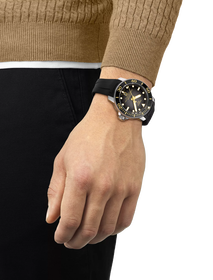 Simulation of the watch Tissot Seastar 2000 46mm on a wrist