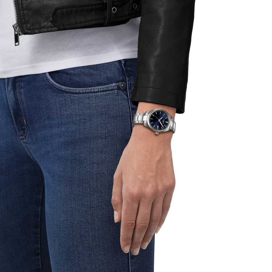 Simulation of the watch Tissot PR 100 34mm on a wrist