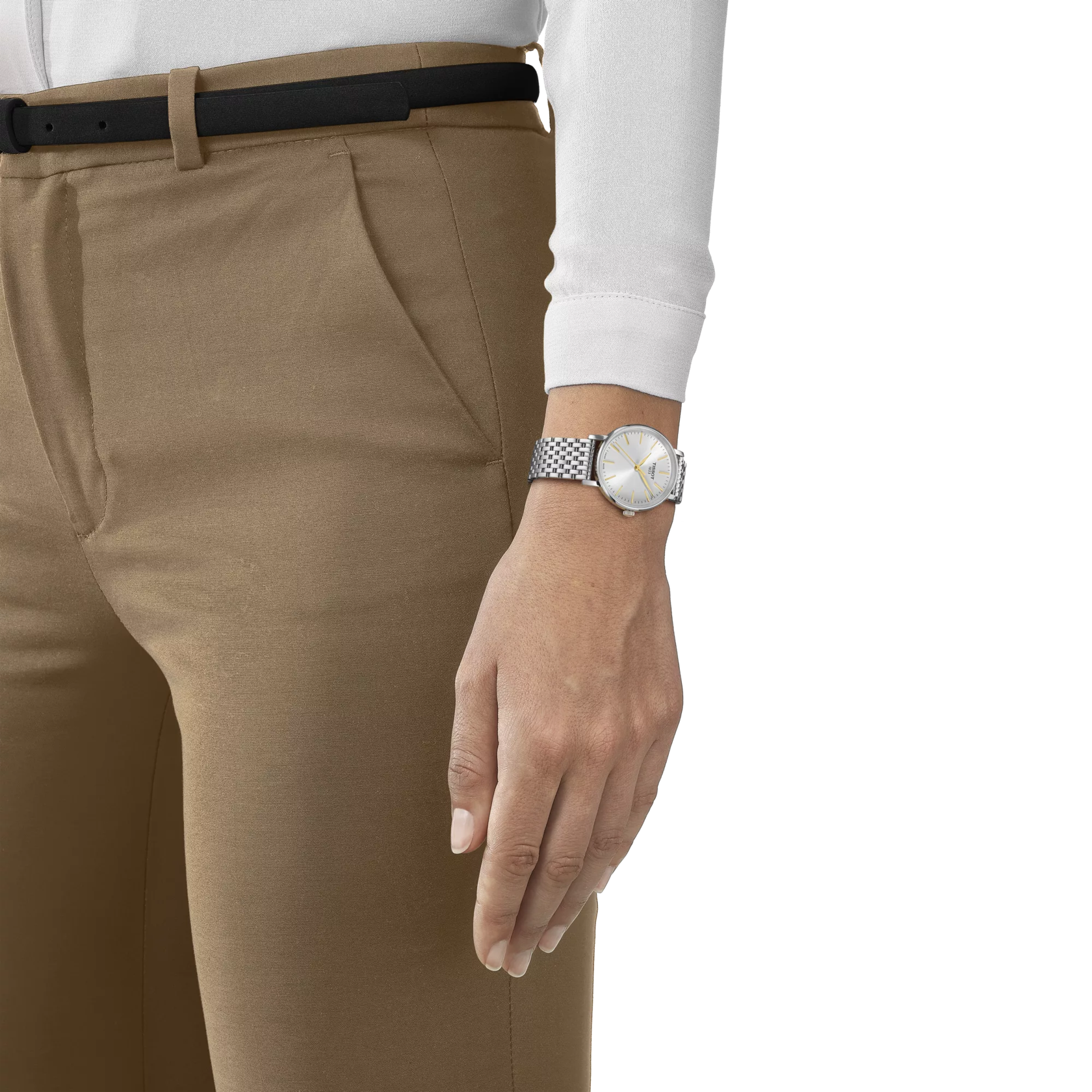 손목에 착용한 티쏘 에브리타임 34mm 시계 시뮬레이션