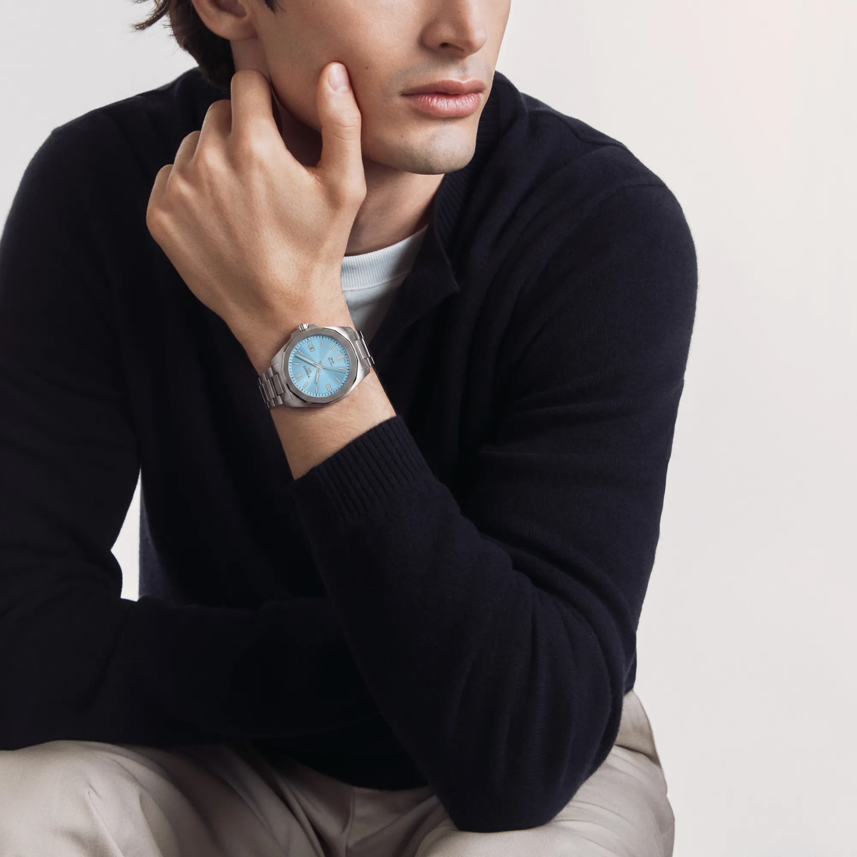 Simulation of the watch Tissot PRC 100 Solar 39mm on a wrist