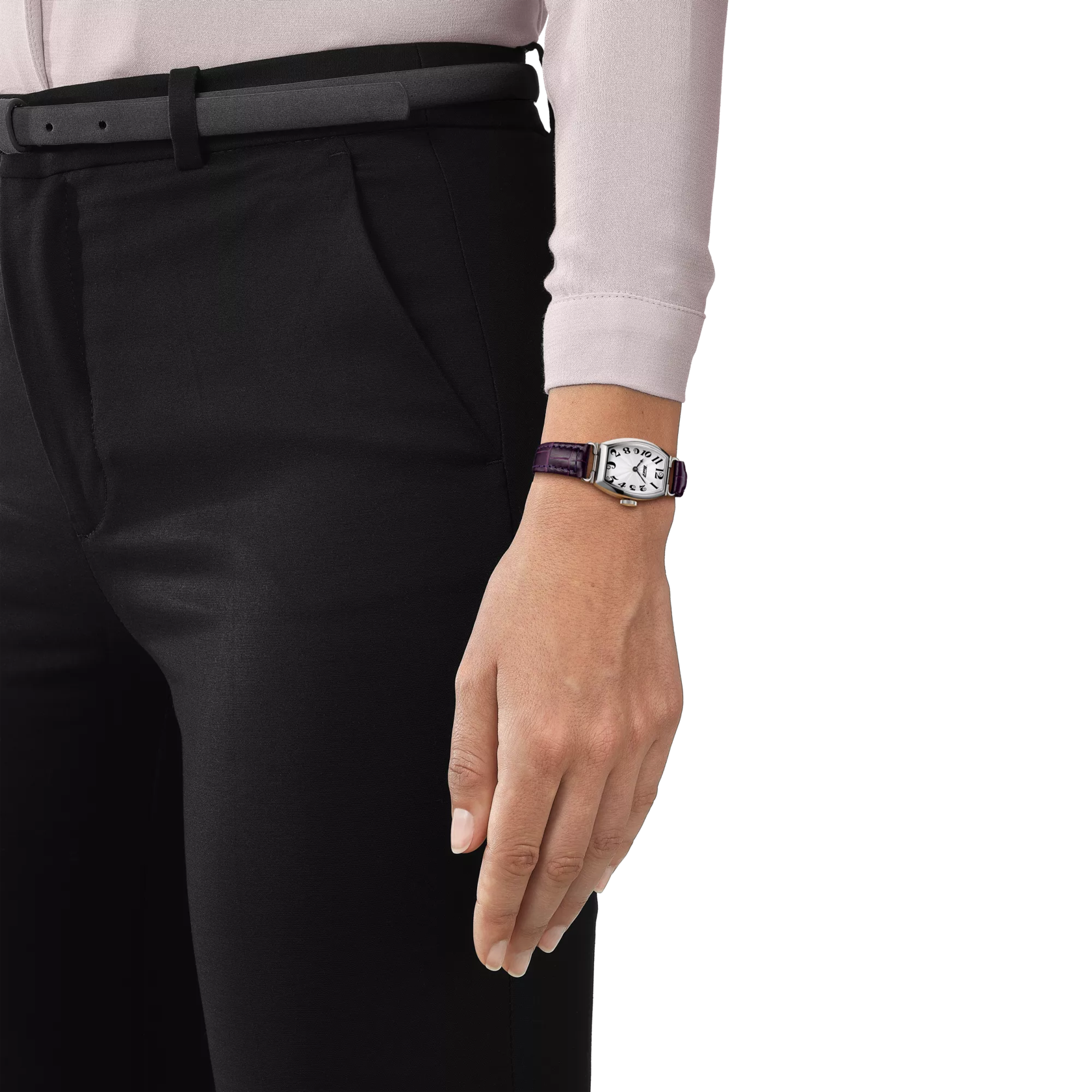 Simulation of the watch Tissot Heritage Porto Small lady on a wrist