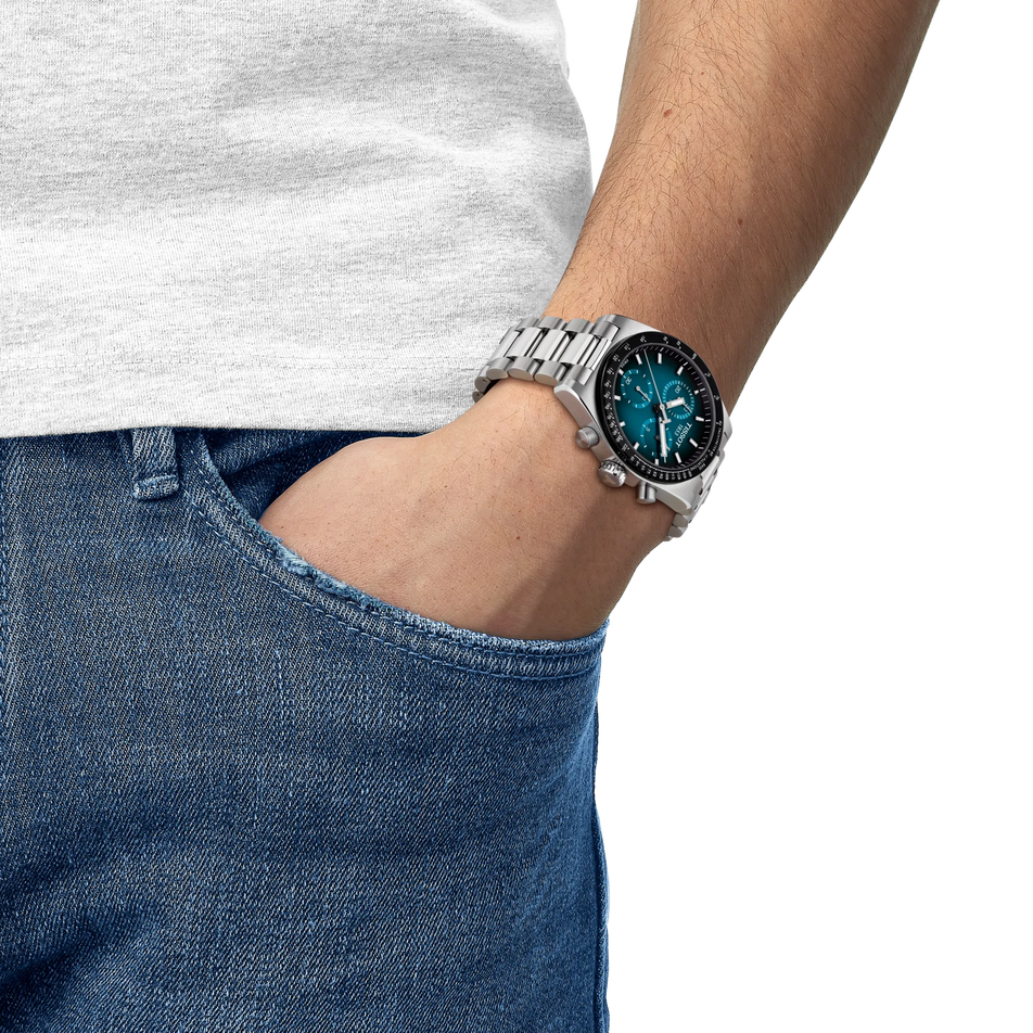 Darstellung der Uhr Tissot PR516 40mm am Handgelenk