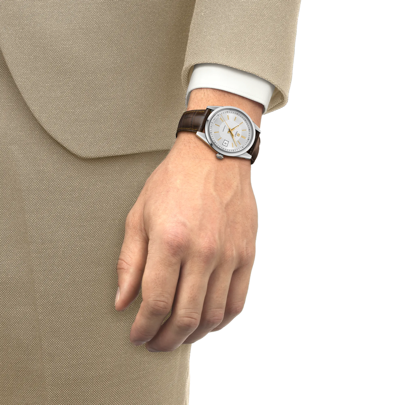 Simulation of the watch Tissot Visodate 39mm on a wrist