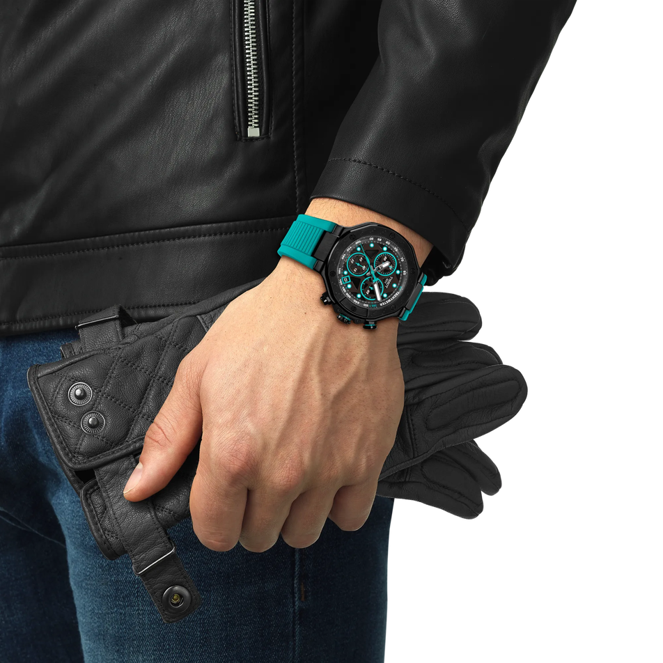 Darstellung der Uhr Tissot T-Race 45mm am Handgelenk
