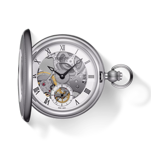 Vooraanzicht van het horloge Tissot Bridgeport Mechanical Skeleton met schaduw