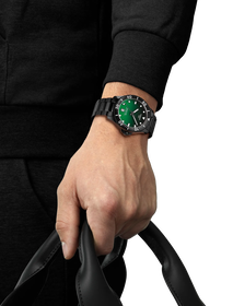 Simulation of the watch Tissot Seastar 1000 40mm on a wrist