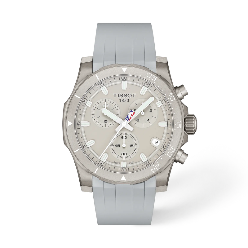 Vue de face de la montre Tissot Supersport NBA 2026 42mm avec ombre